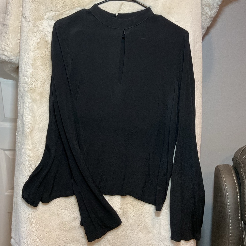 H&M black long sleeve blouse
